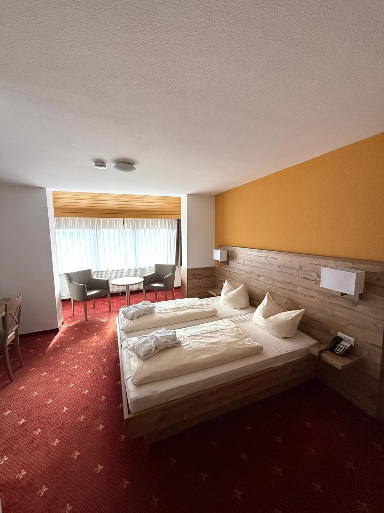 Hotel Traube Lossburg Bagian luar foto